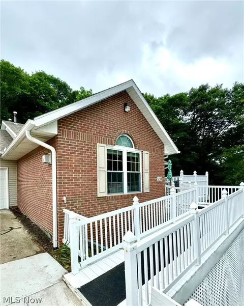 3238 Bayberry Cv, Wooster, OH 44691