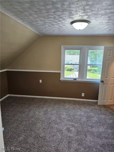 Bedroom - 227 Warren Ave, Elyria, OH 44035 photo 1 of 2