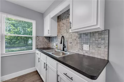 Kitchen - 1234 Cedar Dr, Lorain, OH 44052 photo 2 of 2
