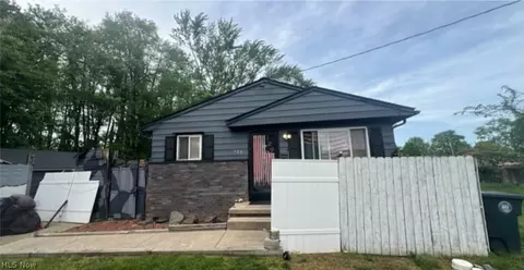129 W Ralston Ave, Akron, OH 44301