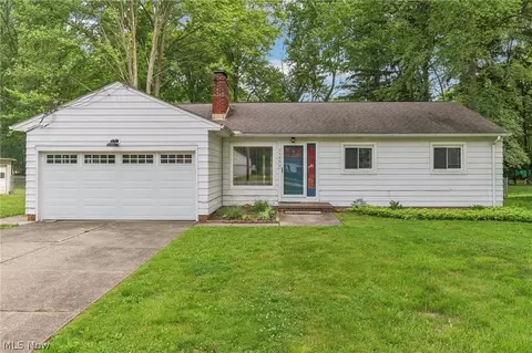 25750 Rose Rd, Westlake, OH 44145