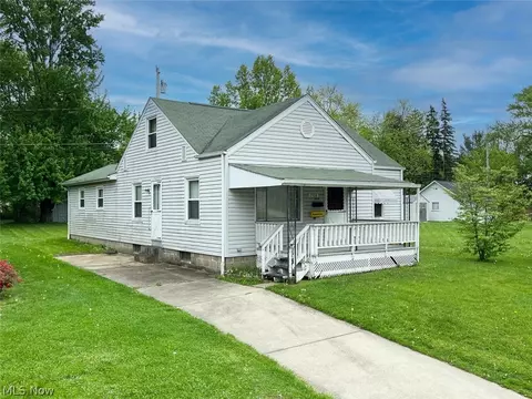 2508 S Seneca Ave, Alliance, OH 44601
