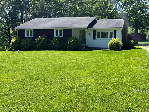1492 Canton Rd NW, Carrollton, OH 44615