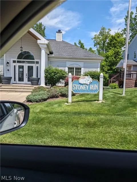 65 Stoney Run Trail, Broadview Heights, OH 44147