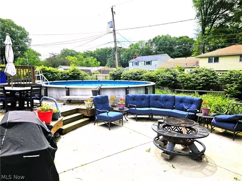 341 Georgia Ave, Elyria, OH 44035 photo 4
