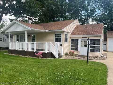 263 Tolbert St, Wadsworth, OH 44281