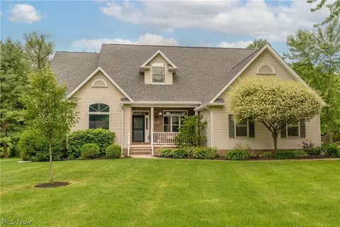 3228 Bancroft Rd, Fairlawn, OH 44333