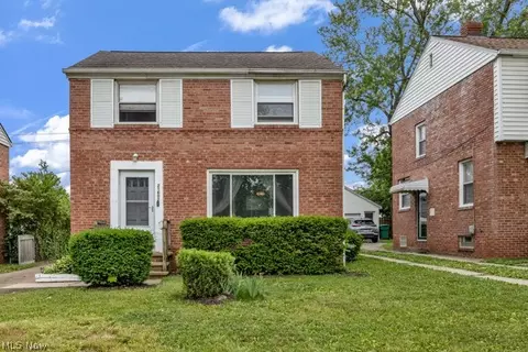 21602 Hillgrove Ave, Maple Heights, OH 44137