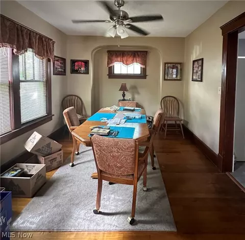 135 Hamilton St, Elyria, OH 44035 photo 3
