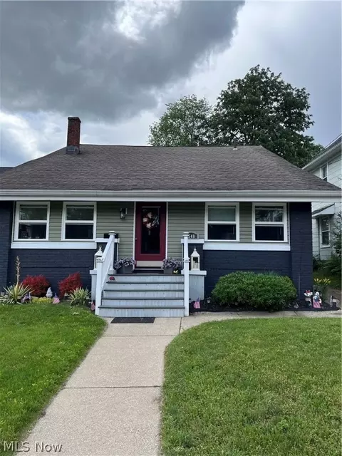 548 Parker Ave, Barberton, OH 44203