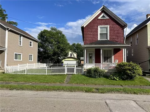 832 Saint George St, East Liverpool, OH 43920