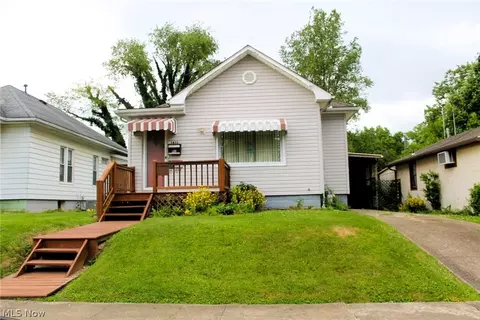 1415 Elm St, Cambridge, OH 43725