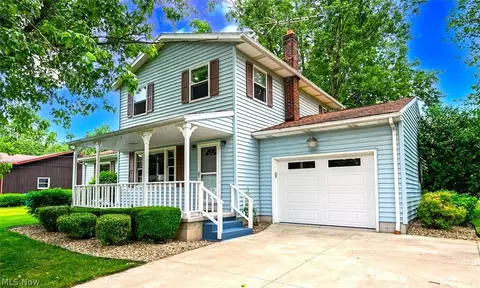 3029 Doxey Dr, Akron, OH 44312