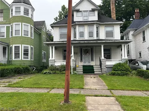 1858 Grasmere Ave, Cleveland, OH 44112