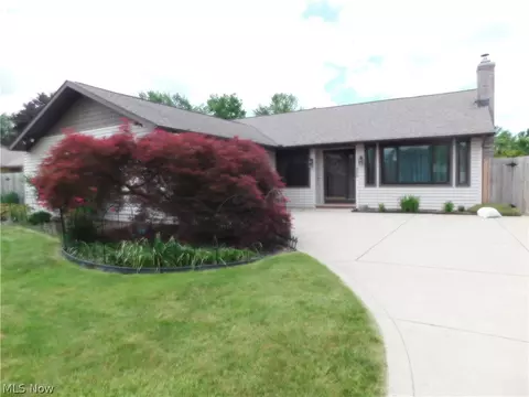 19026 Quail Hollow Dr, Strongsville, OH 44136