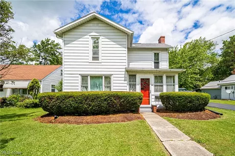 67 W Erie St, Jefferson, OH 44047