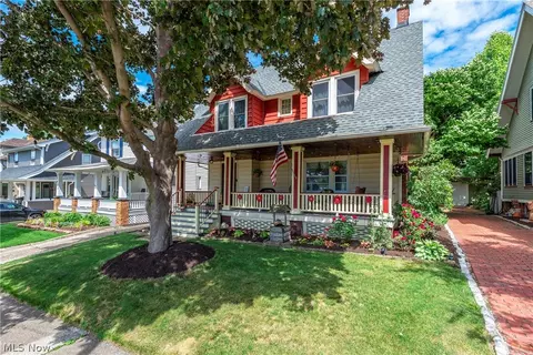 1457 Marlowe Ave, Lakewood, OH 44107