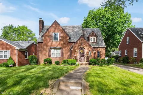 Exterior - 217 Montrose Ave NW, Canton, OH 44708 photo 7 of 7