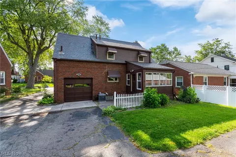 Exterior - 217 Montrose Ave NW, Canton, OH 44708 photo 5 of 7