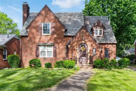 217 Montrose Ave NW, Canton, OH 44708