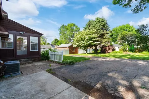 Exterior - 217 Montrose Ave NW, Canton, OH 44708 photo 6 of 7