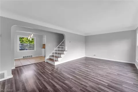 Living - 21 Jackson Blvd, Bedford, OH 44146 photo 1 of 4
