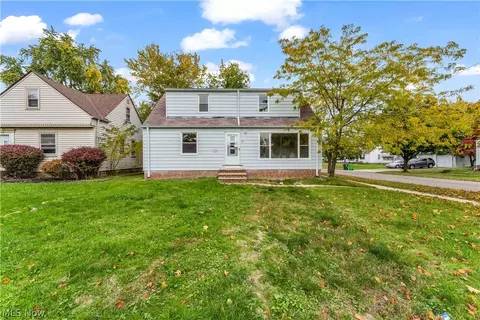 21 Jackson Blvd, Bedford, OH 44146