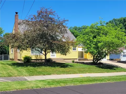 1591 Osage Ave, Akron, OH 44305