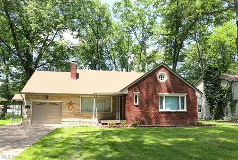 742 Truesdale Rd, Youngstown, OH 44511