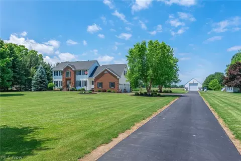 7828 Claus Rd, Amherst, OH 44001