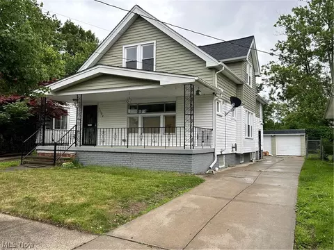 16608 Glenpark Ave, Cleveland, OH 44128