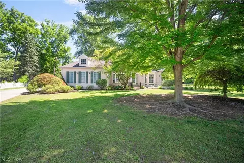 85 Melrose Dr, Painesville, OH 44077