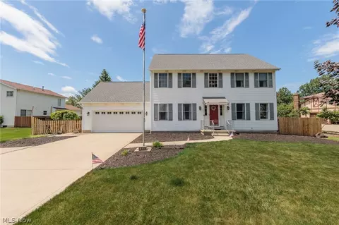 5630 Oak Point Rd, Lorain, OH 44053