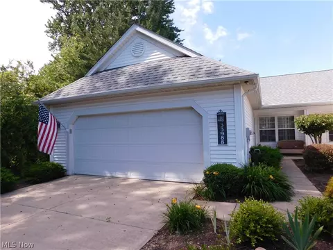 33988 Morning Glory Ln, North Ridgeville, OH 44039