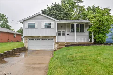 1782 Lancaster Dr, Youngstown, OH 44511