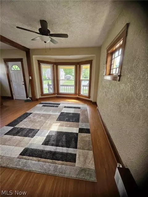 Living - 146 Bell Ave, Elyria, OH 44035 photo 2 of 3
