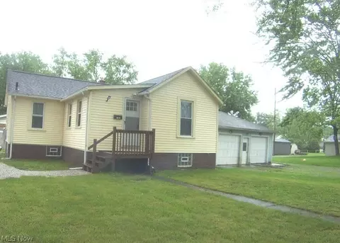 376 12 E Ohio Ave, Sebring, OH 44672