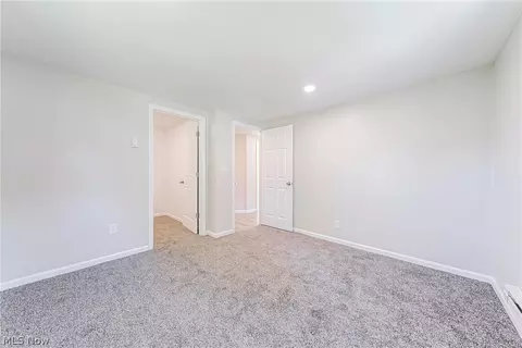205 Cedar Brook Dr, Elyria, OH 44035 photo 20