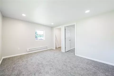 205 Cedar Brook Dr, Elyria, OH 44035 photo 14