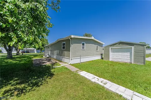 205 Cedar Brook Dr, Elyria, OH 44035 photo 29