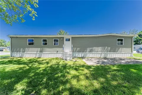 205 Cedar Brook Dr, Elyria, OH 44035 photo 28