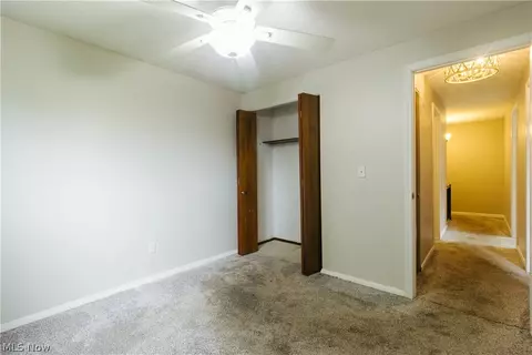 1715 N Nantucket Dr, Lorain, OH 44053 photo 14