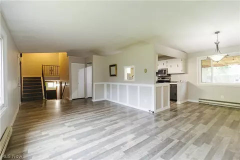 1715 N Nantucket Dr, Lorain, OH 44053 photo 4