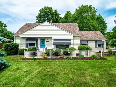 24768 Sprague Rd, Olmsted Falls, OH 44138