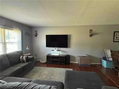 1326 E 27th St, Ashtabula, OH 44004 photo 12