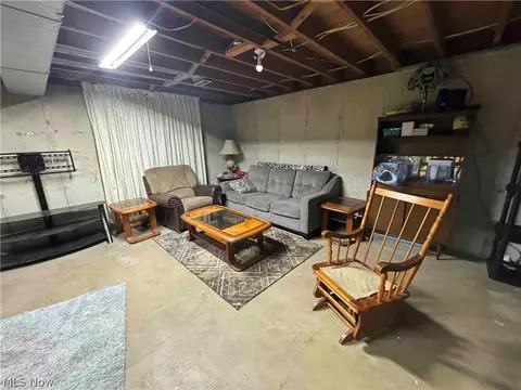 1326 E 27th St, Ashtabula, OH 44004 photo 23