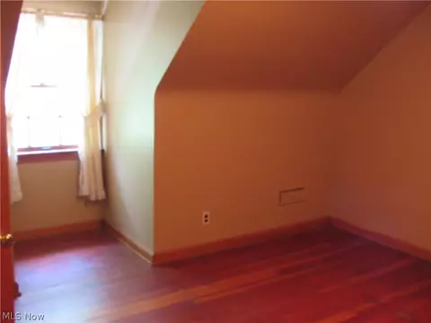 Bedroom - 626 Talltrees Dr, Ashtabula, OH 44004 photo 6 of 7
