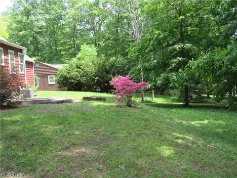 Exterior - 626 Talltrees Dr, Ashtabula, OH 44004 photo 4 of 5