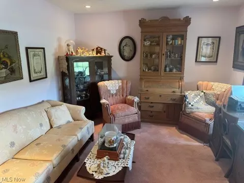 Living - 10626 Seacrist Rd, Beloit, OH 44609 photo 3 of 3
