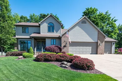 114 Lost Creek Dr, Boardman, OH 44512